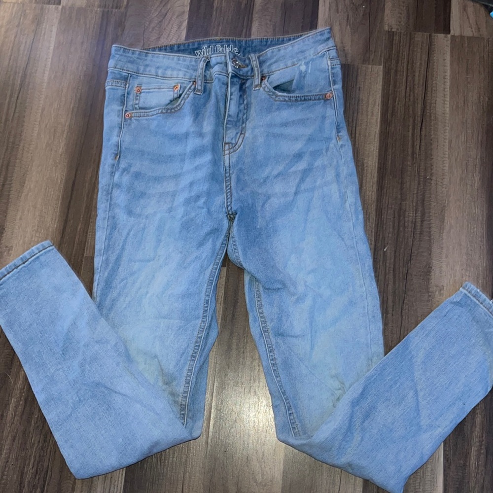 light blue skinny jeans